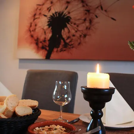 하우스 암 키프 Gutenacker